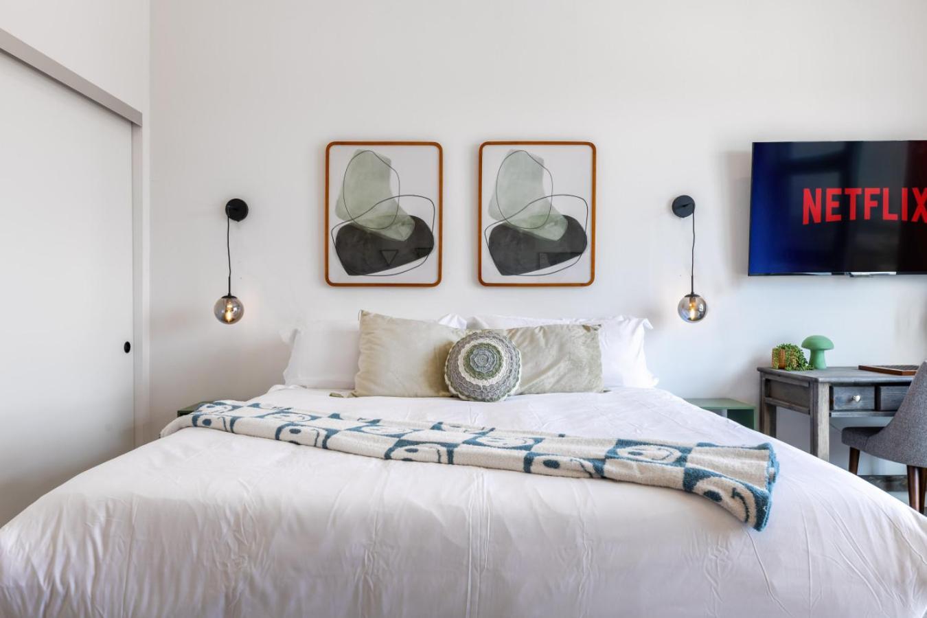 The Loft Retreat - 1mi To Dtla - Walk To Dodger Stadium Los Angeles