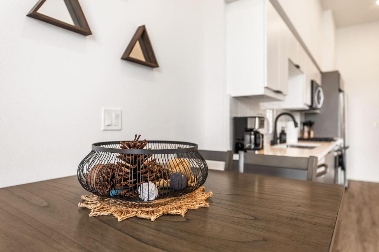 The Loft Retreat - 1mi To Dtla - Walk To Dodger Stadium